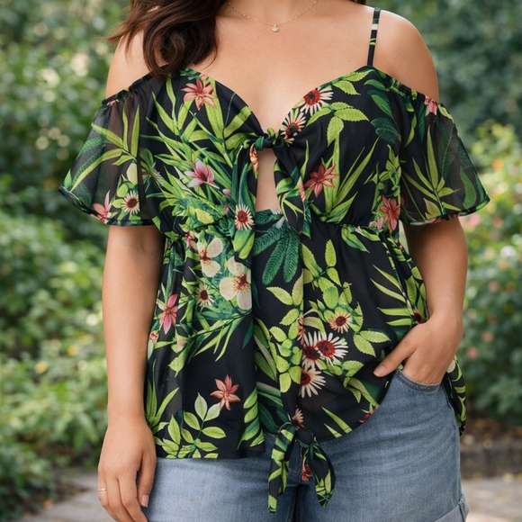 VENUS Tops - VENUS Tropical Green Black Off Shoulder Spaghetti Strap Blouse Women’s Size L